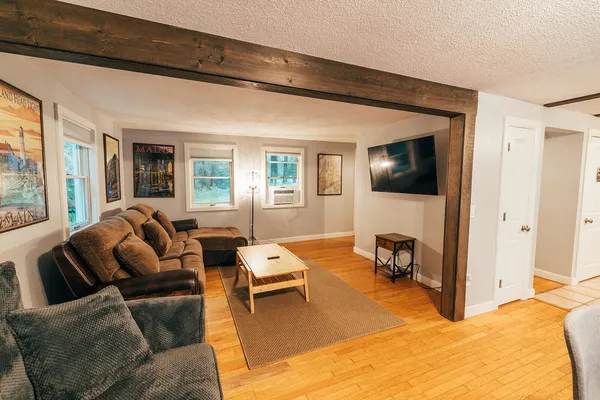 $875,000 | 8 Evergreen Road, Freeport, ME 04032