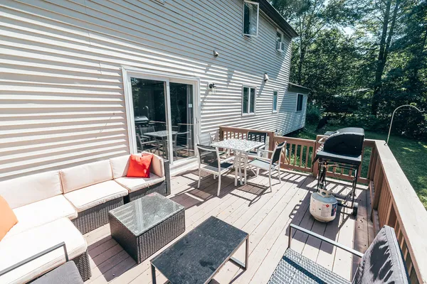 $875,000 | 8 Evergreen Road, Freeport, ME 04032