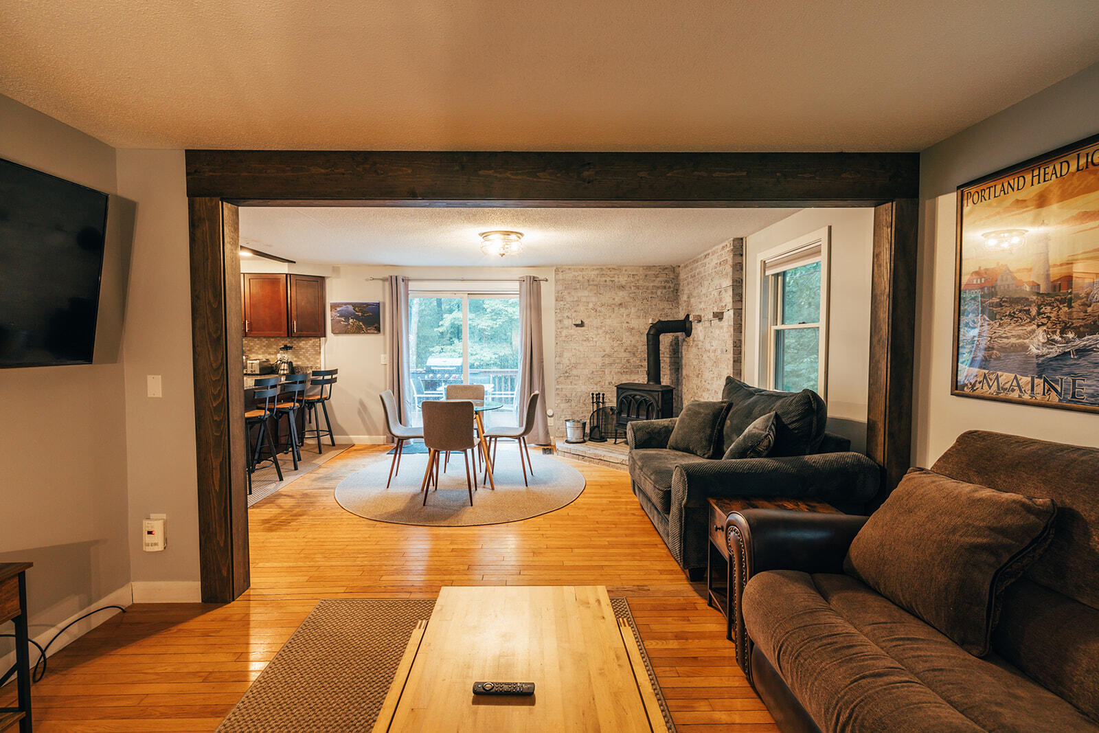 8 Evergreen Road Freeport, ME 04032 - Photo 3 of 32 Living Room 1st Floor (1)