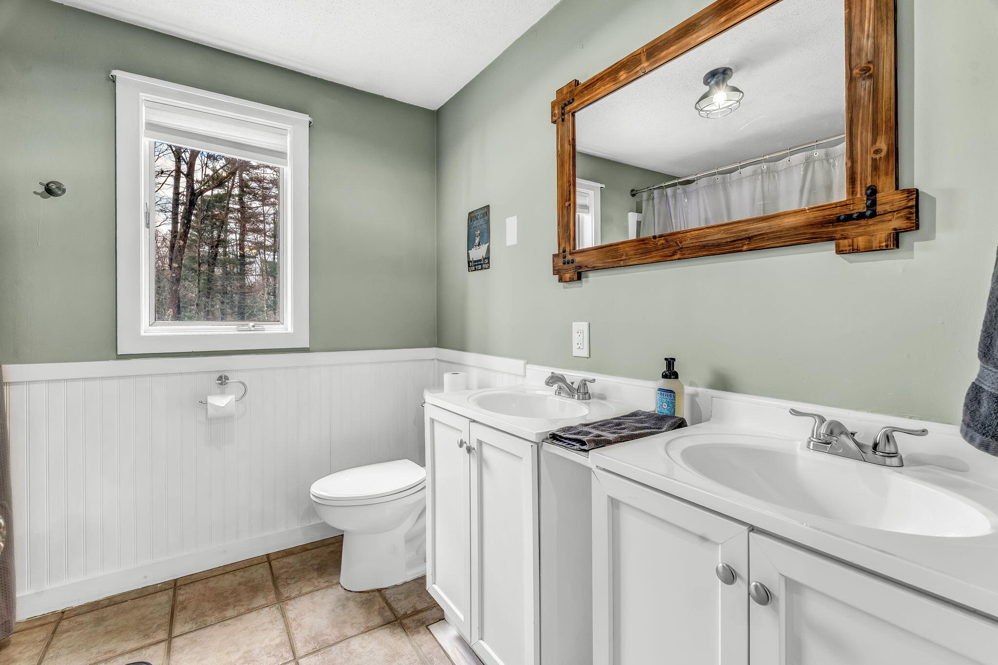 8 Evergreen Road Freeport, ME 04032 - Photo 8 of 87 Bath Room 1st Floor (2)