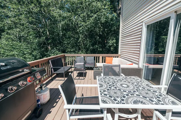 $875,000 | 8 Evergreen Road, Freeport, ME 04032