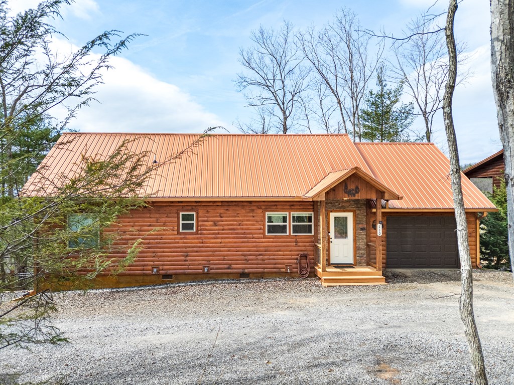 110 Sawtooth Rdg Road Murphy, NC 28906 - Photo 2 of 37 front view of a house with a large tree