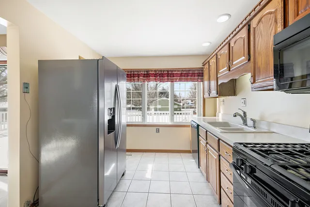 $230,000 | 401 Greeley Street, Aroma Park, IL 60910