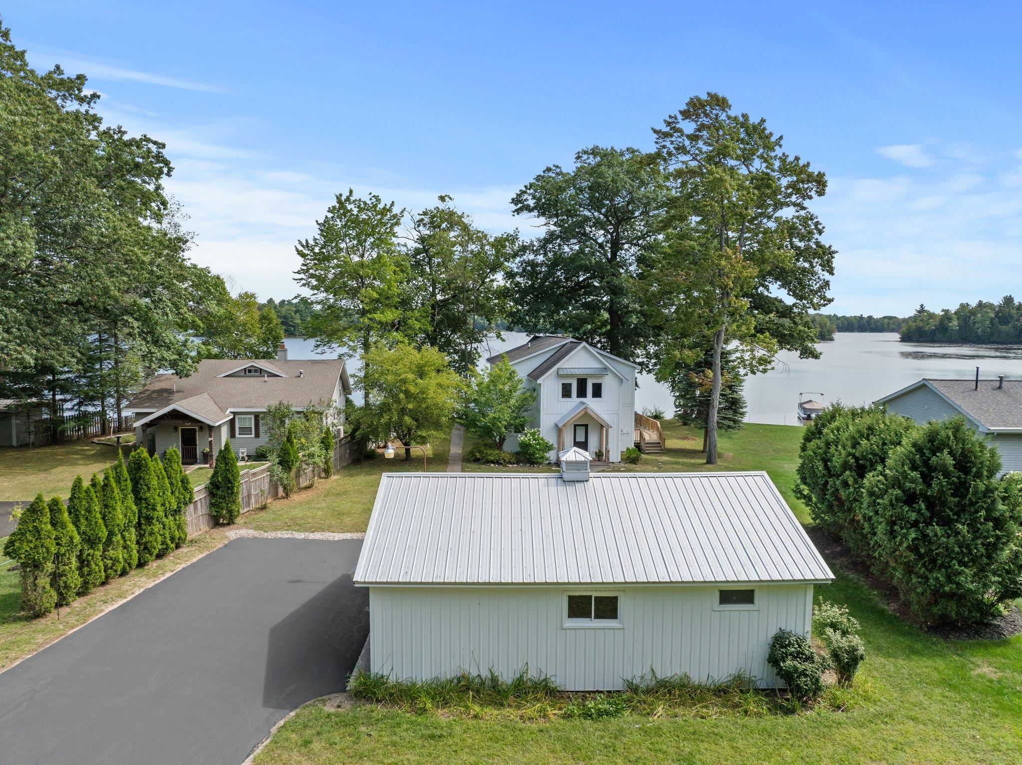 298 Bass Lake Road Traverse City, MI 49685 - Photo 9 of 68 1926620-e6432e27-97f3-406b-952b-feece6dd62d3.JPG