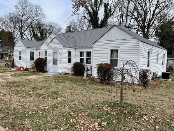$255,000 | 810 North High Street, Winchester, TN 37398