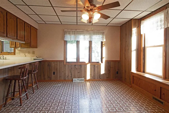 $235,000 | 357 West Monroe Street, Spring Green, WI 53588