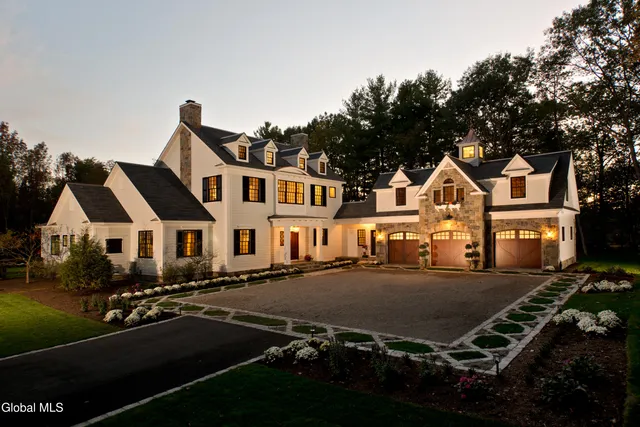 $4,182,830 | 4 Saratoga Farm Road, Malta, NY 12020