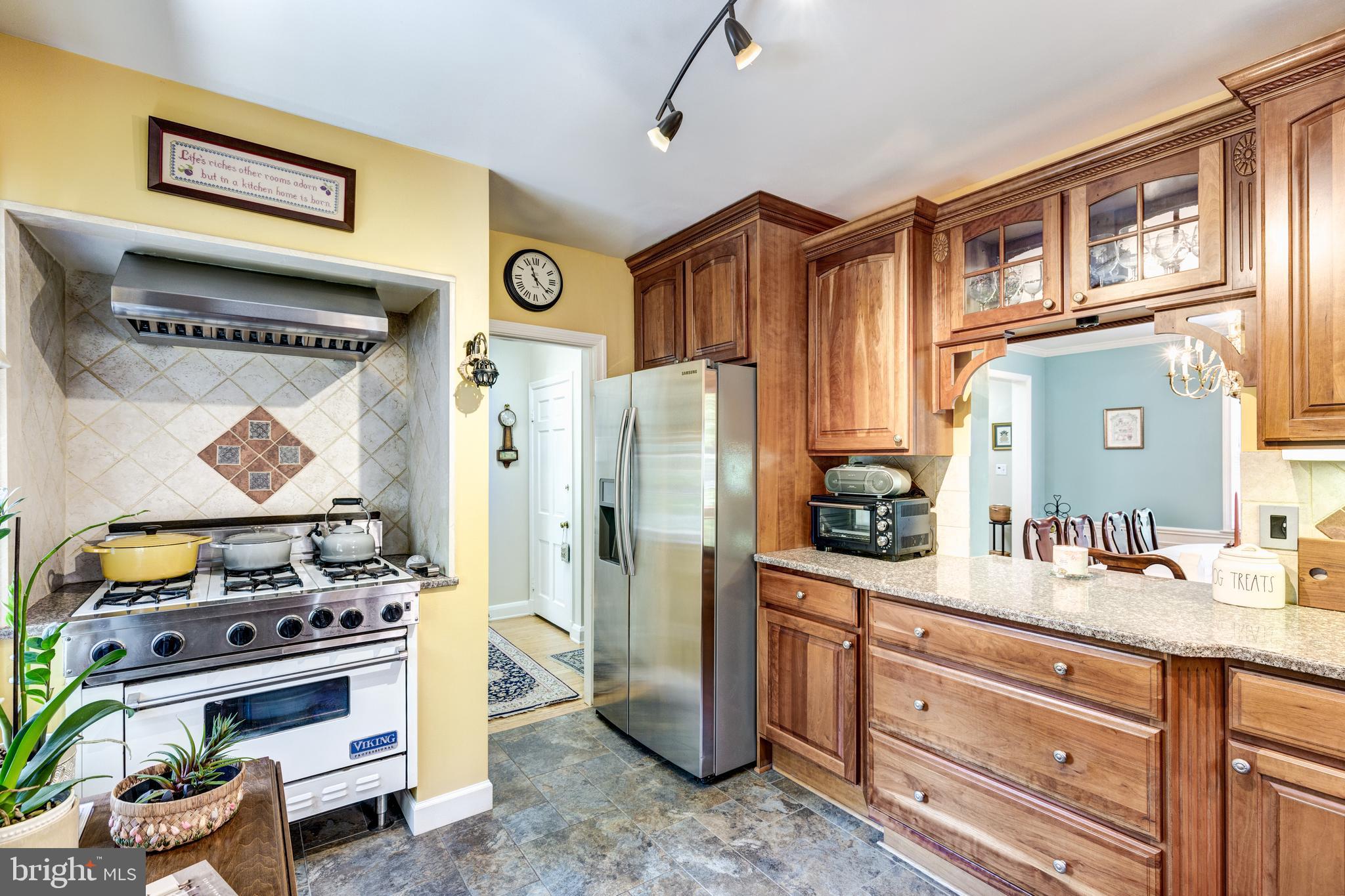 5429 Springlake Way Baltimore, MD 21212 - Photo 20 of 58