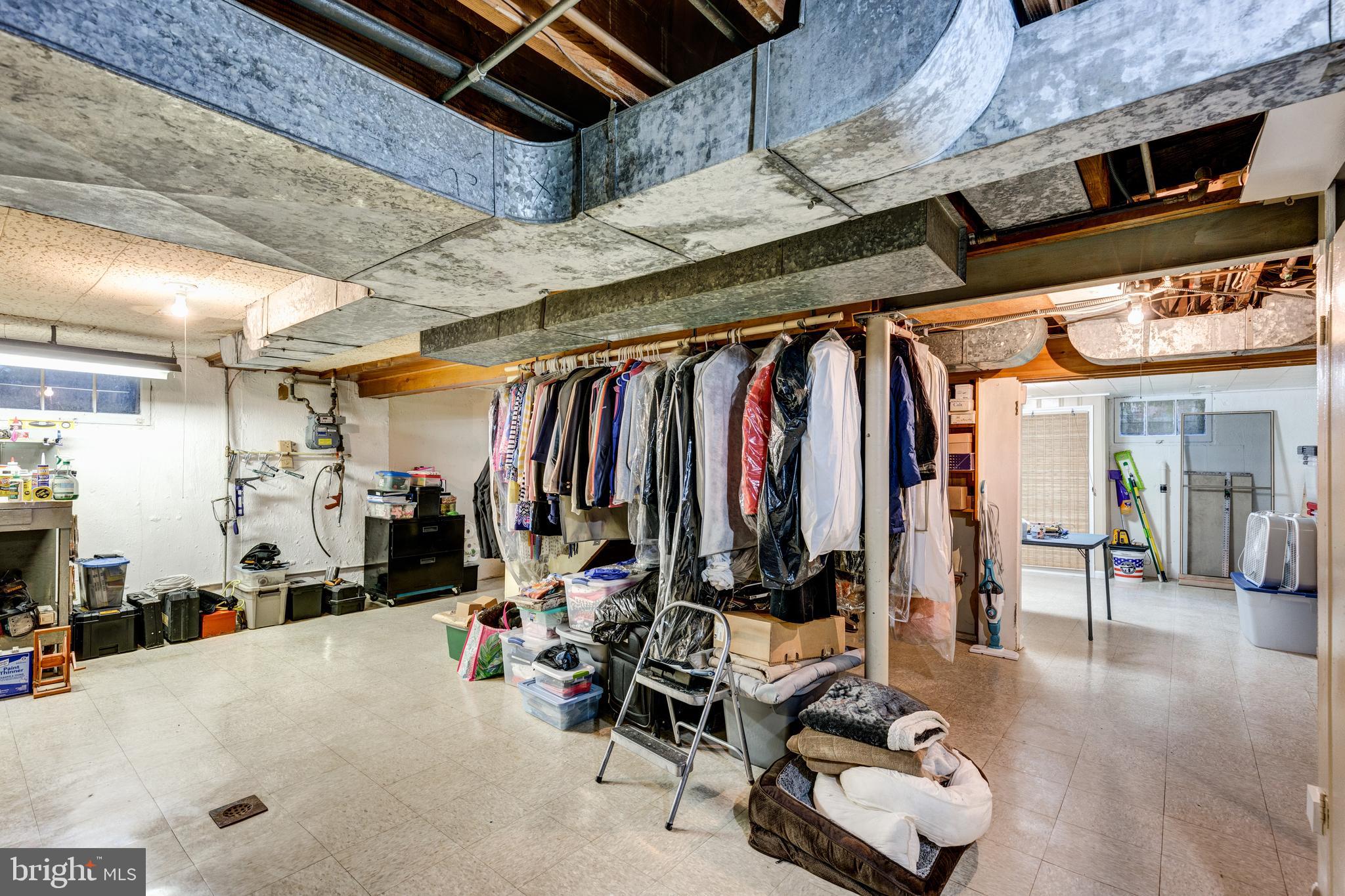 5429 Springlake Way Baltimore, MD 21212 - Photo 35 of 58