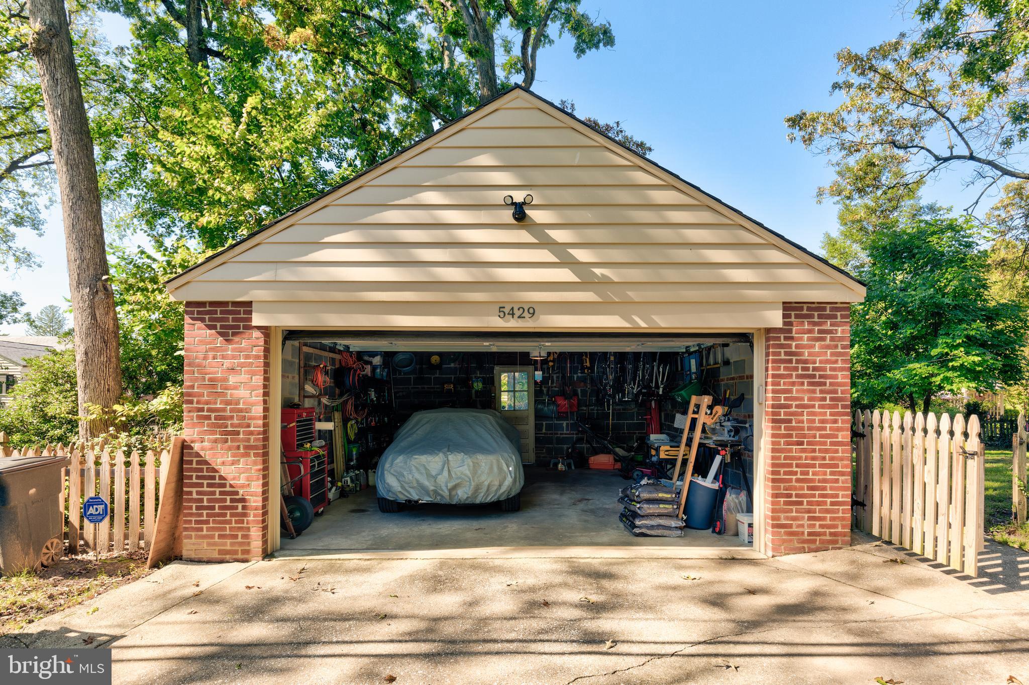 5429 Springlake Way Baltimore, MD 21212 - Photo 38 of 58