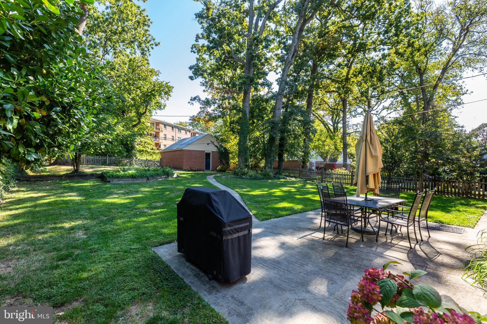 5429 Springlake Way Baltimore, MD 21212 - Photo 41 of 58