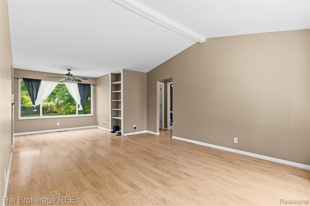 6509 Silver Lake Road Linden, MI 48451 - Photo 12 of 43