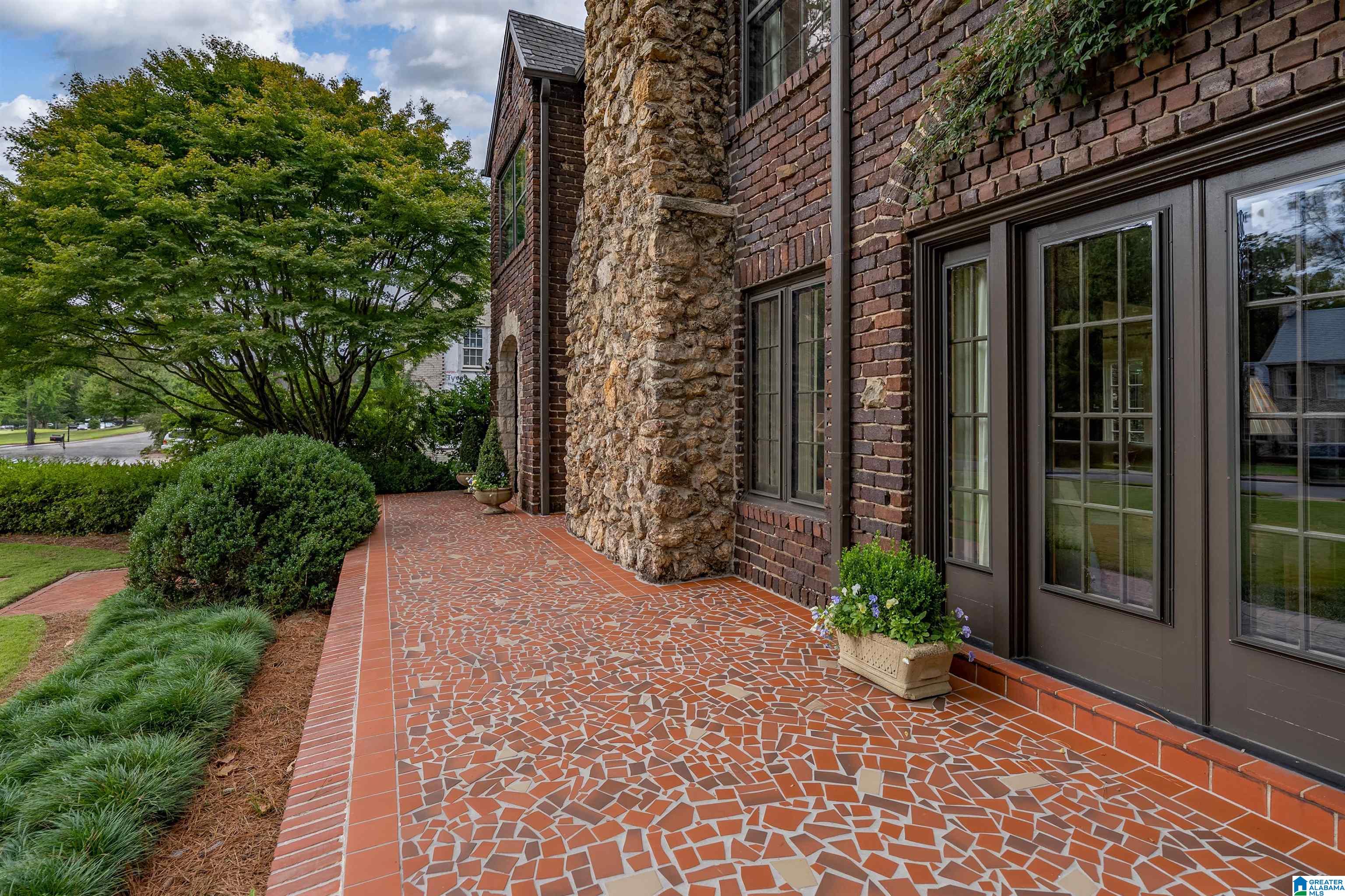 3212 Salisbury Road Birmingham, AL 35213 - Photo 4 of 62