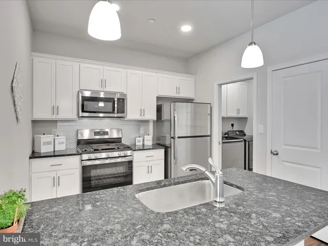 $2,650 | 108 Staplehill Court, Sinking Spring, PA 19608