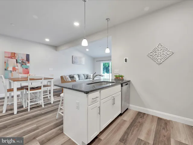 $2,650 | 108 Staplehill Court, Sinking Spring, PA 19608