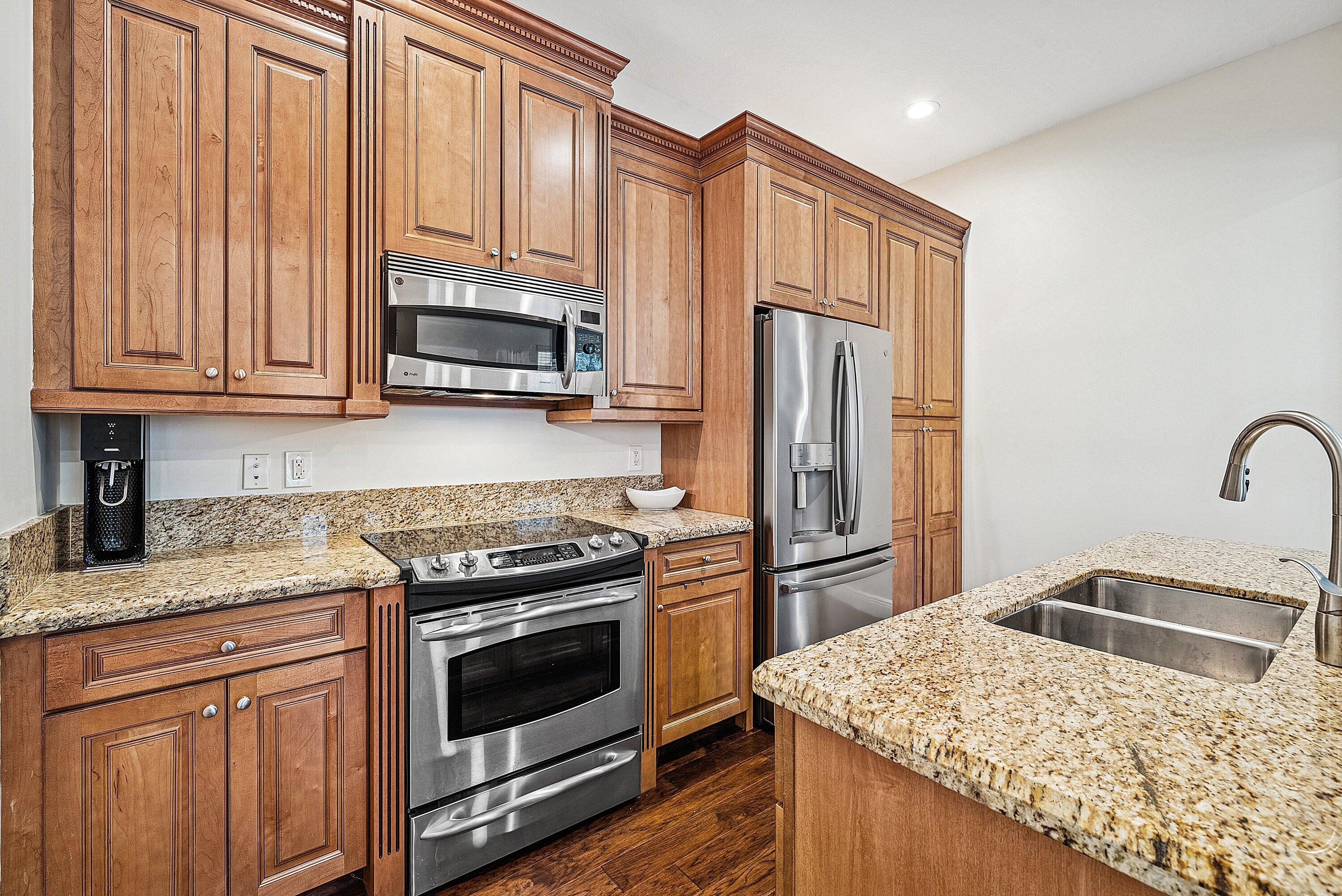 834 Northwest 83rd Lane Boca Raton, FL 33487 - Photo 21 of 56 021-834Northwest83rdLane-BocaRaton-FL-33