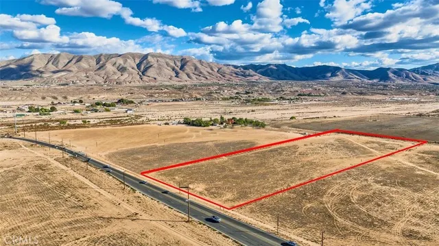$450,000 | 0 Rock Springs Road, Apple Valley, CA 92308