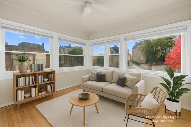 $2,100 | 1115 East Knapp Street, Unit 2, Milwaukee, WI 53202