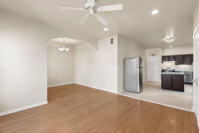 $2,100 | 1115 East Knapp Street, Unit 2, Milwaukee, WI 53202