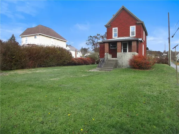 $45,000 | 901 Broadway Avenue, East Butler, PA 16029