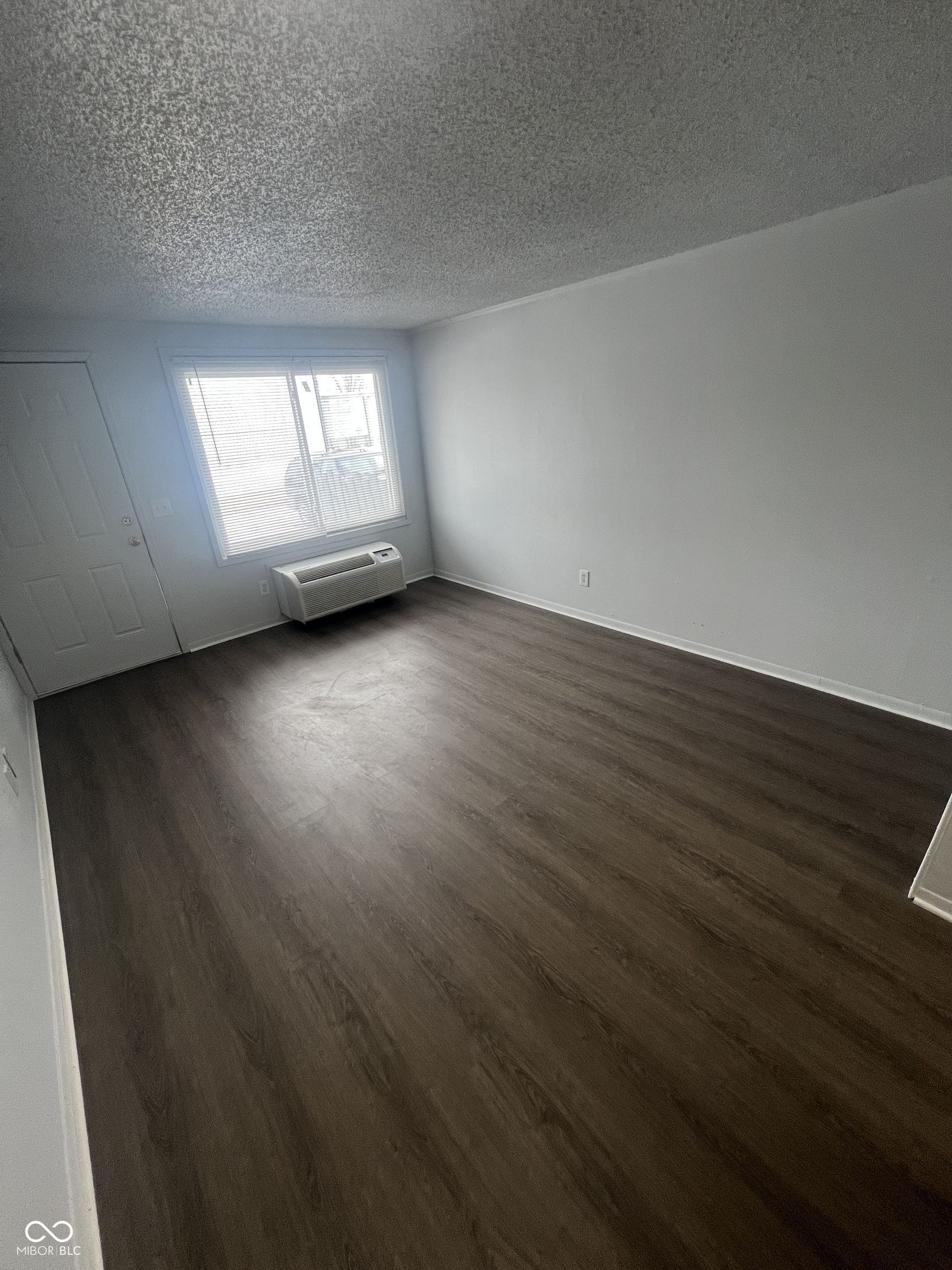 2000 Indianapolis Road, Unit 102 Crawfordsville, IN 47933 - Photo 2 of 9