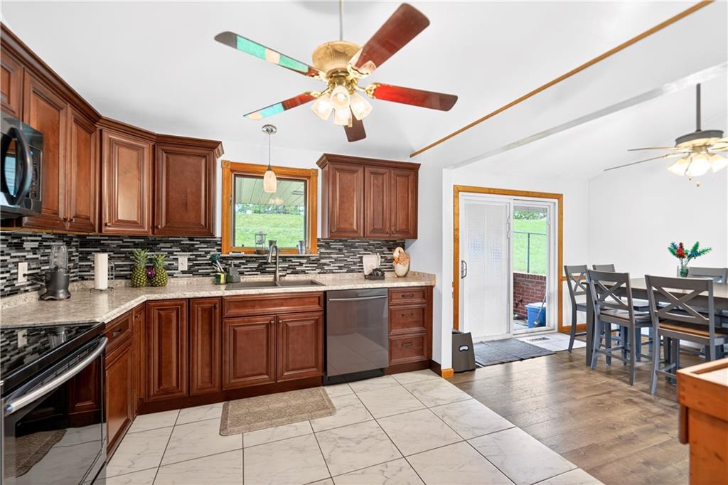 344 Lincoln Hall Road Elizabeth, PA 15037 - Photo 19 of 44