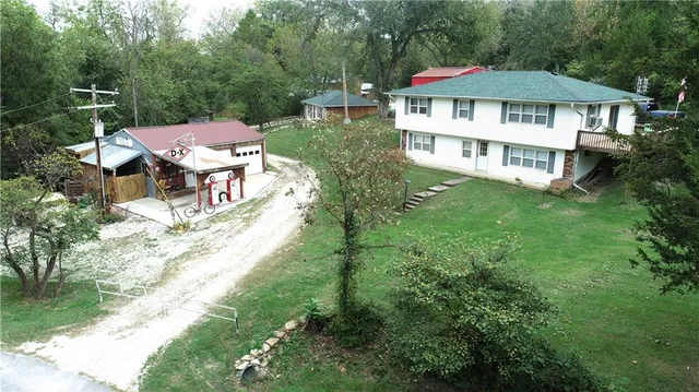 $3,800,000 | 22413 State Hwy C, Lawson, MO 64062
