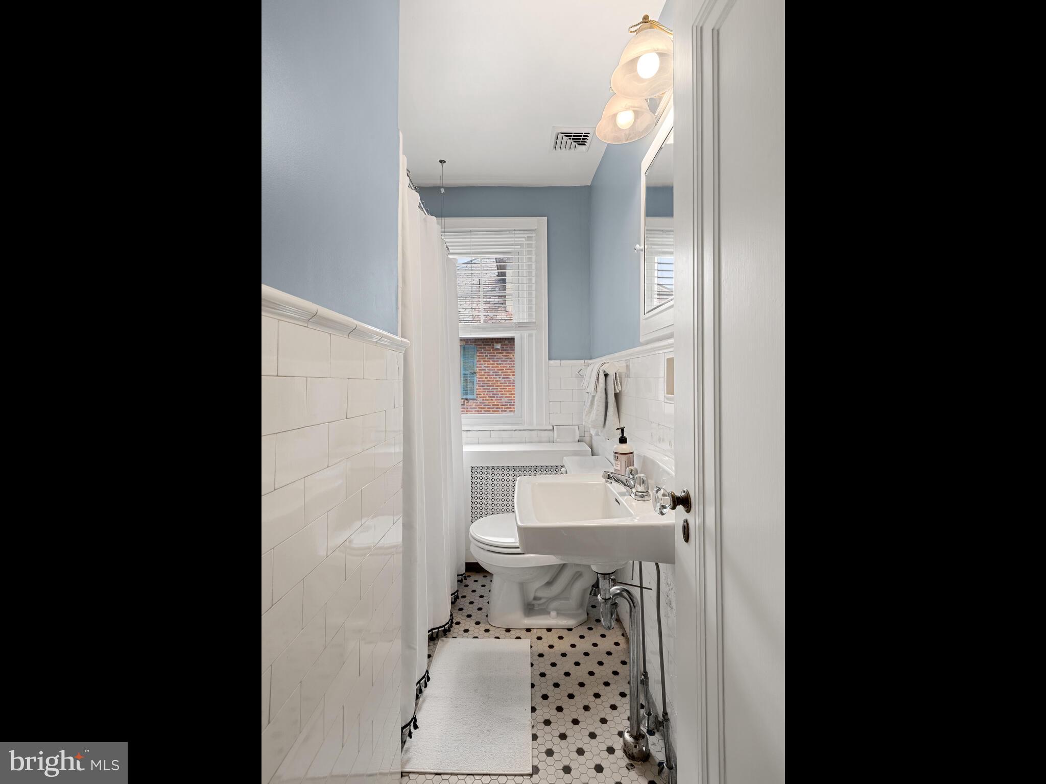 2948 Morris Road Ardmore, PA 19003 - Photo 25 of 36