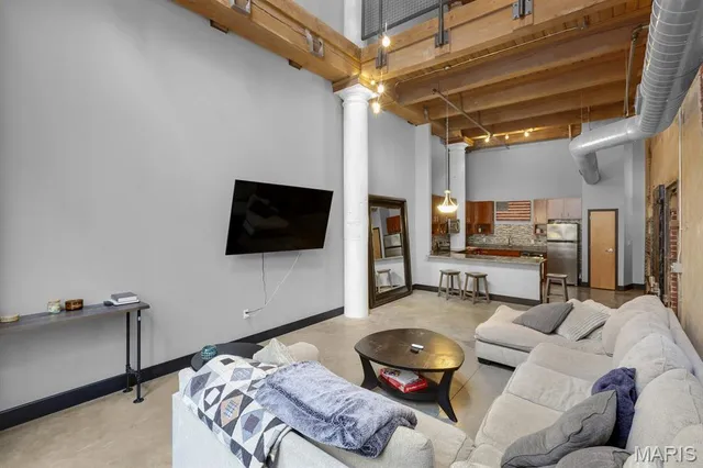 $224,900 | 1113 Washington Avenue, Unit 215, St. Louis, MO 63101