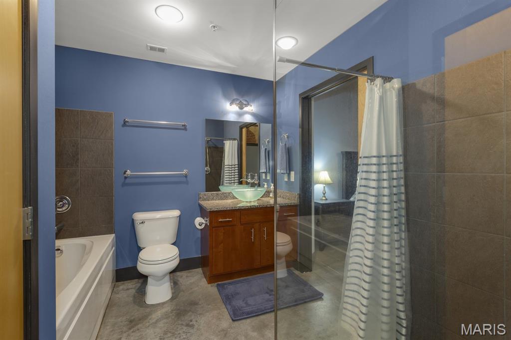 1113 Washington Avenue, Unit 215 St. Louis, MO 63101 - Photo 18 of 49