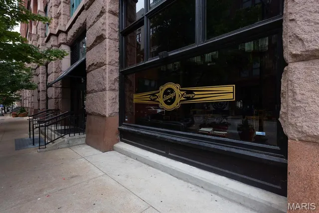 $224,900 | 1113 Washington Avenue, Unit 215, St. Louis, MO 63101