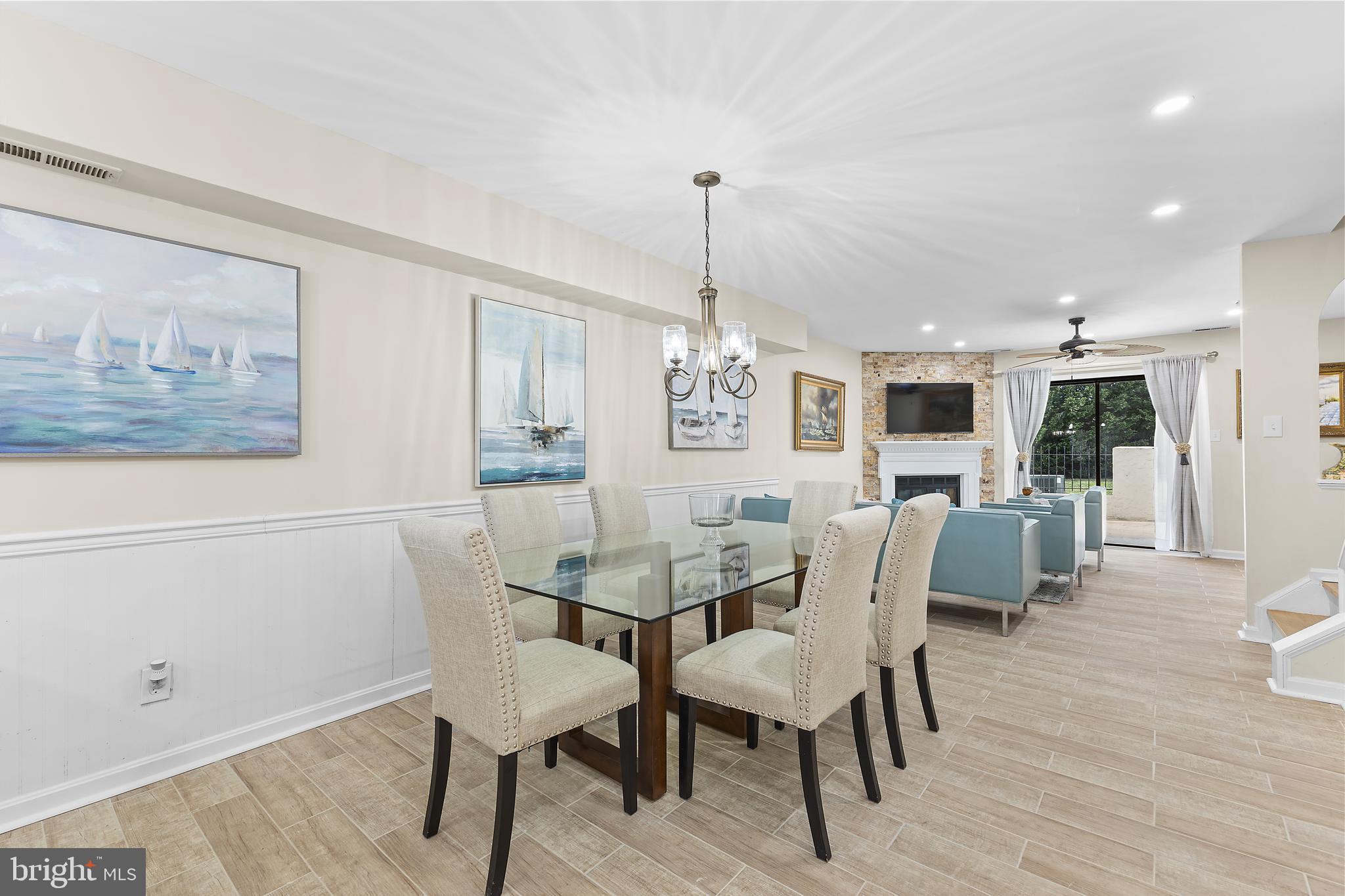 8 Queen Victoria Way Chester, MD 21619 - Photo 11 of 46 Dining area