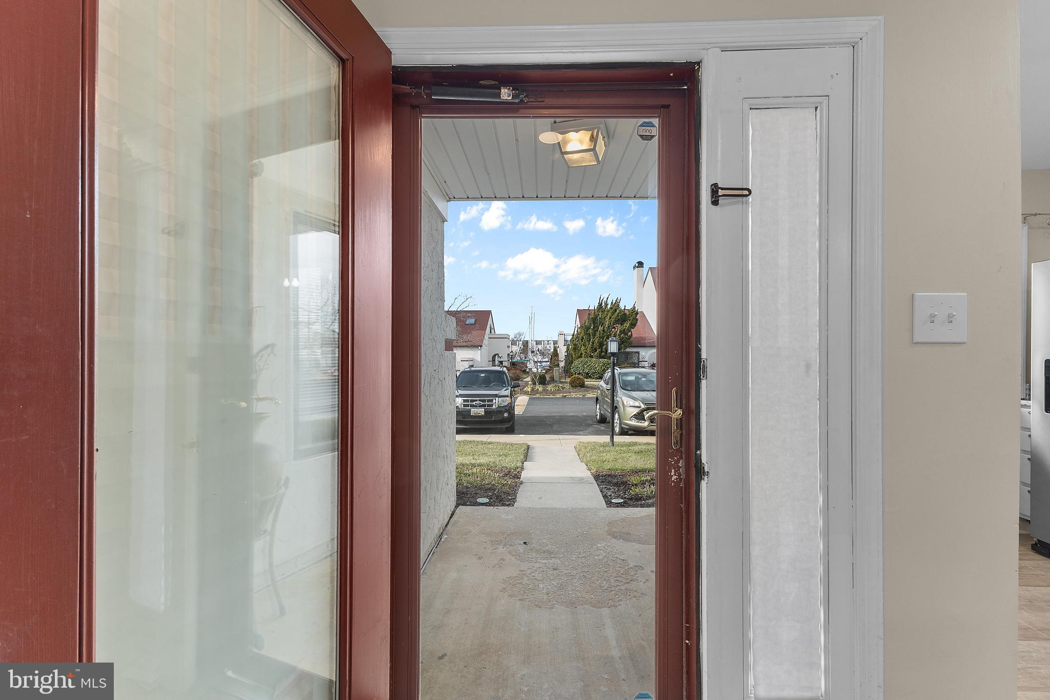 8 Queen Victoria Way Chester, MD 21619 - Photo 6 of 46 Entrance door