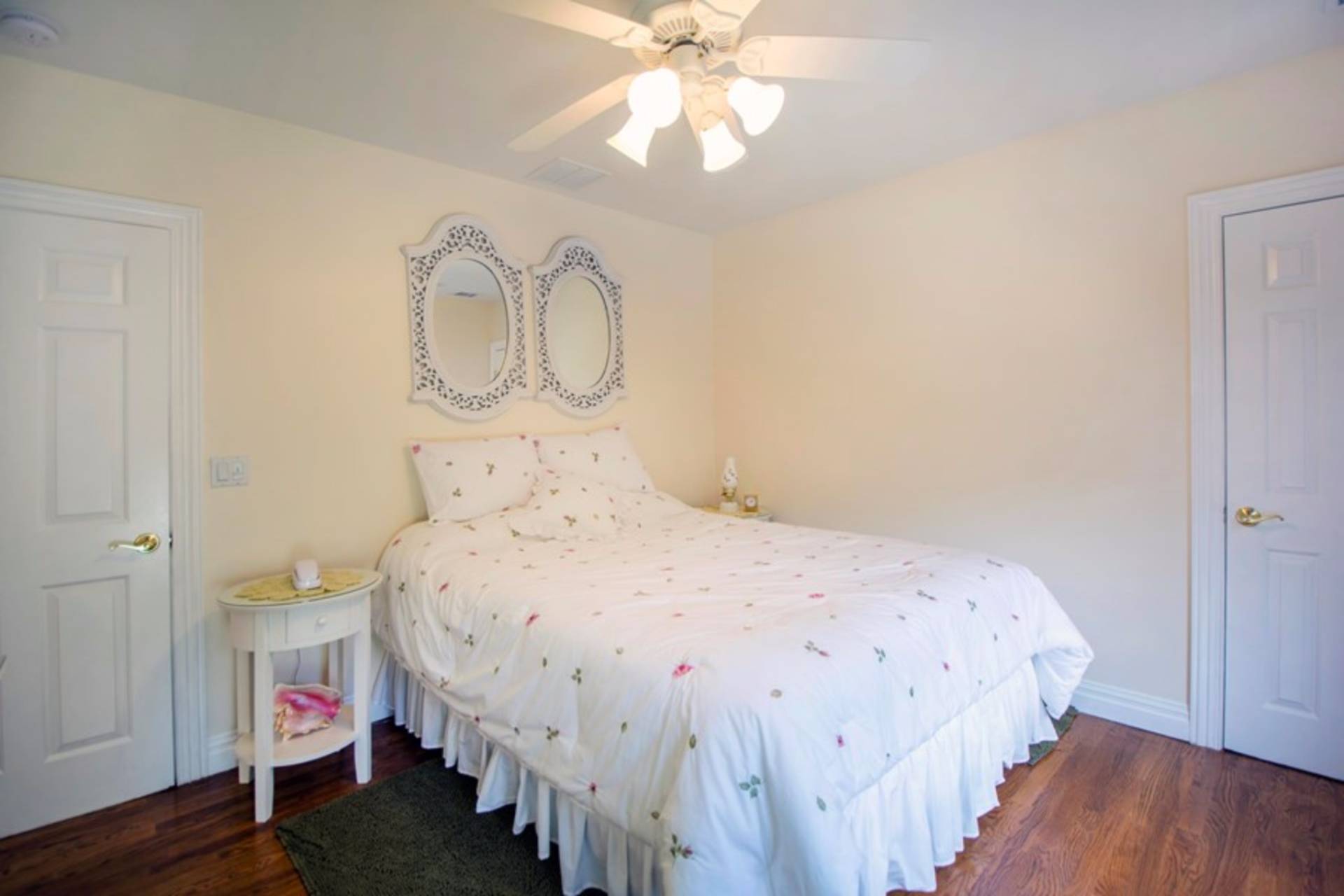 7 Cove Road North Southampton, NY 11968 - Photo 20 of 21 Gallery Image 20