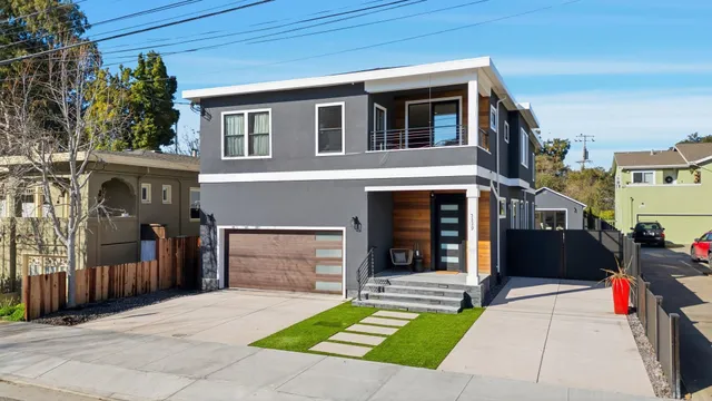 $2,995,000 | 5229 Miles Avenue, Oakland, CA 94618