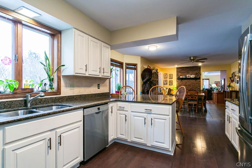 322 Driftwood Drive Oneida, NY 13421 - Photo 19 of 45