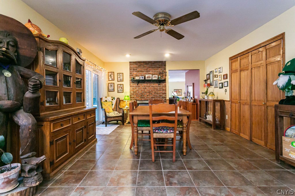 322 Driftwood Drive Oneida, NY 13421 - Photo 20 of 45 formal dining area