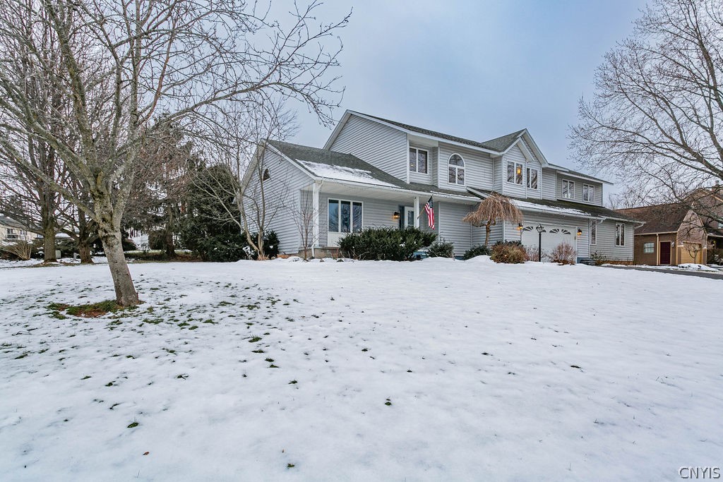 322 Driftwood Drive Oneida, NY 13421 - Photo 2 of 45