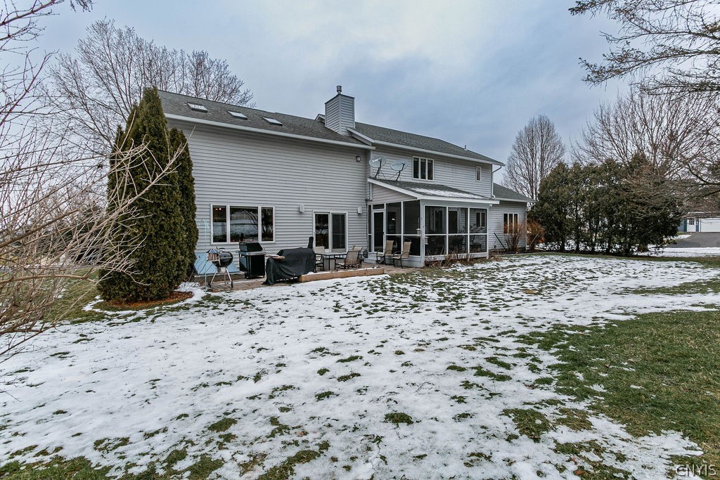 322 Driftwood Drive Oneida, NY 13421 - Photo 5 of 45