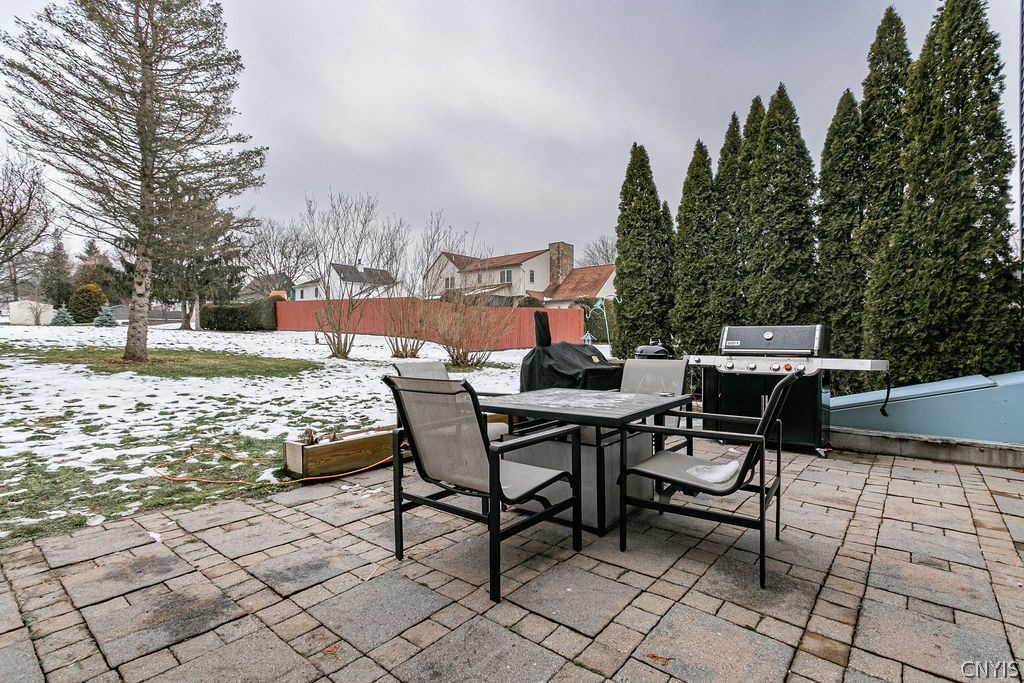 322 Driftwood Drive Oneida, NY 13421 - Photo 7 of 45