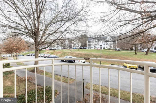 $225,000 | 385 Pleasanton Road, Unit B22, Westminster, MD 21157