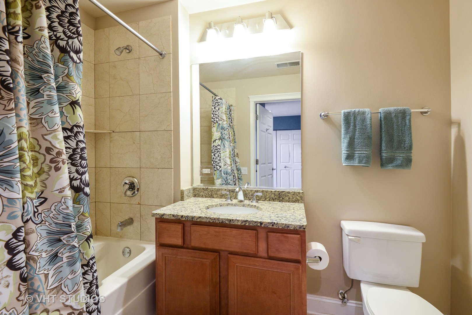 1001 West Madison Street, Unit 301 Chicago, IL 60607 - Photo 8 of 10