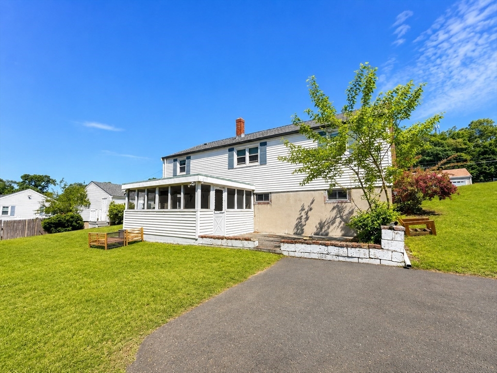 12 Seneca Road Woburn, MA 01801 - Photo 29 of 29