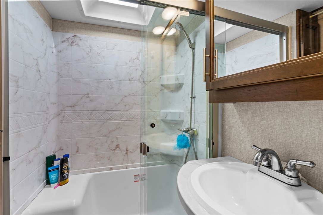 854 Matunuck Beach Road, Unit 215 South Kingstown, RI 02879 - Photo 11 of 26