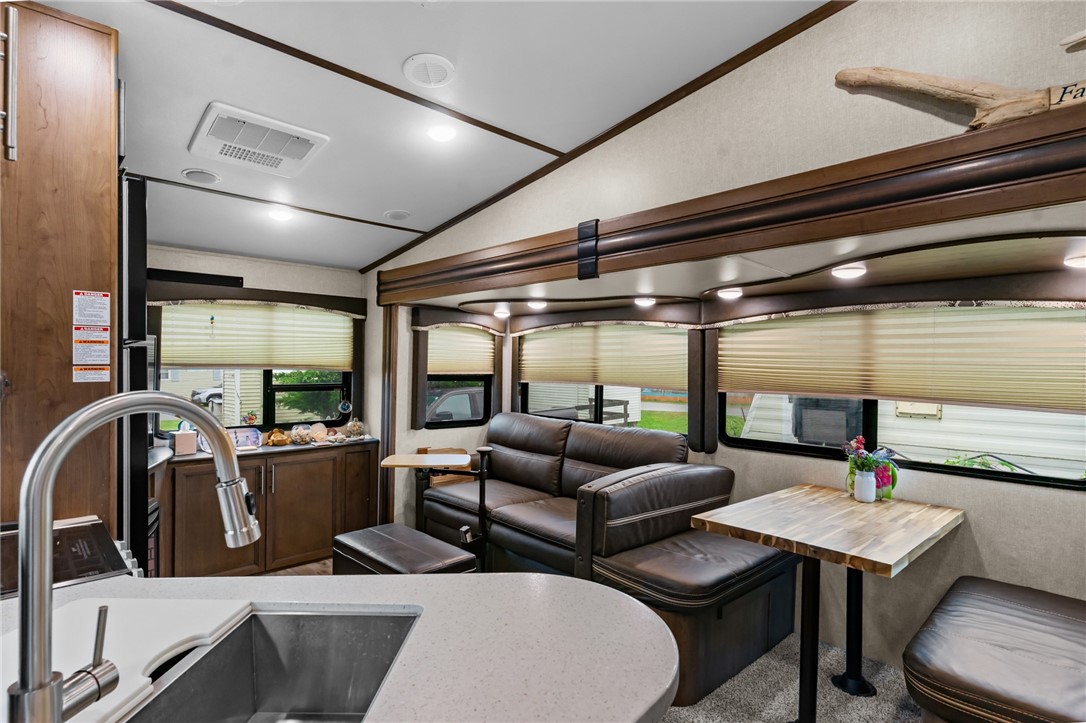 854 Matunuck Beach Road, Unit 215 South Kingstown, RI 02879 - Photo 21 of 26