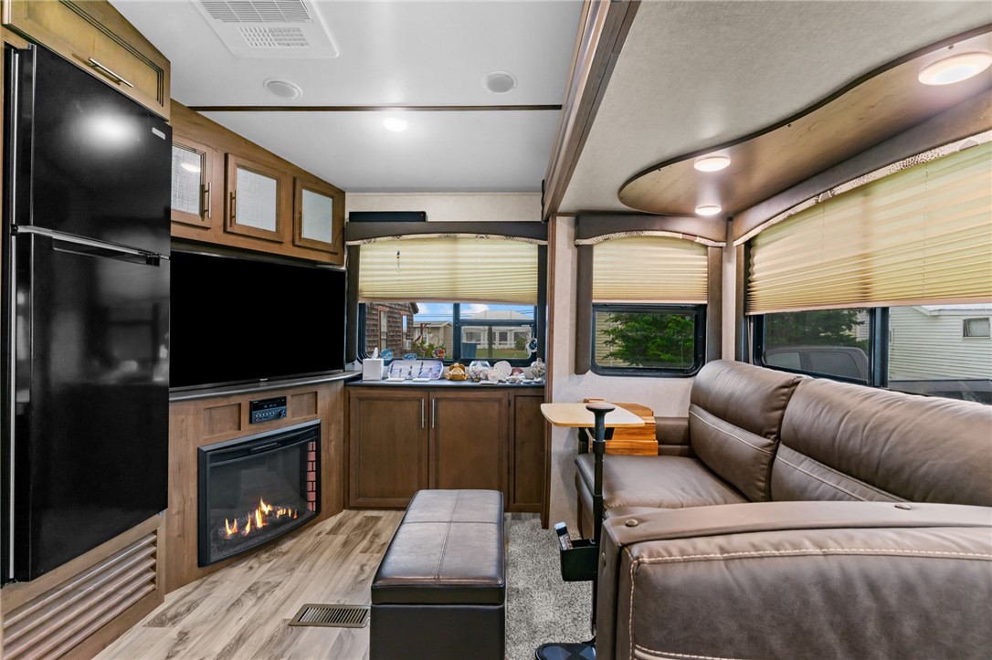 854 Matunuck Beach Road, Unit 215 South Kingstown, RI 02879 - Photo 22 of 26