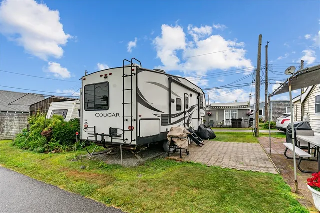 $140,000 | 854 Matunuck Beach Road, Unit 215, South Kingstown, RI 02879