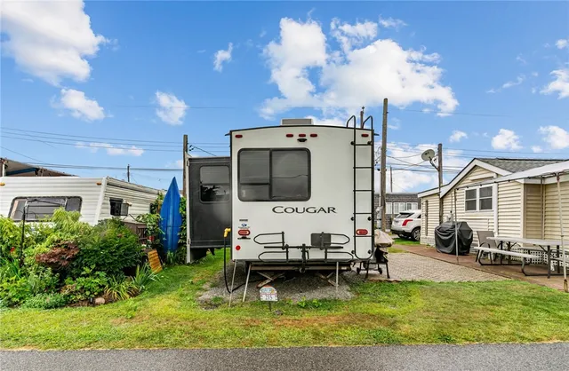 $140,000 | 854 Matunuck Beach Road, Unit 215, South Kingstown, RI 02879