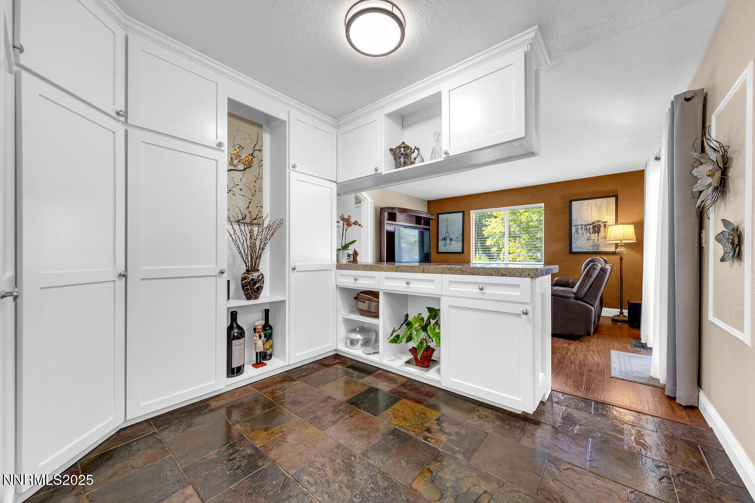 831 Blue Falls Place Reno, NV 89511 - Photo 15 of 57 831 Blue Falls Pl Reno NV-large-013-044-
