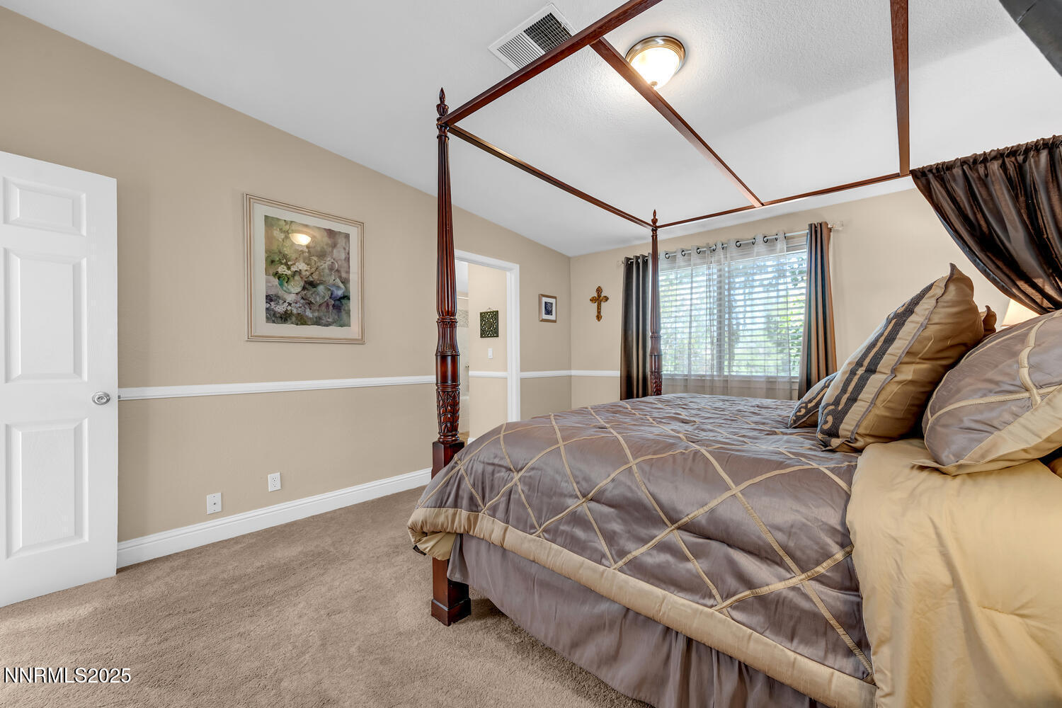 831 Blue Falls Place Reno, NV 89511 - Photo 23 of 57 831 Blue Falls Pl Reno NV-large-022-019-